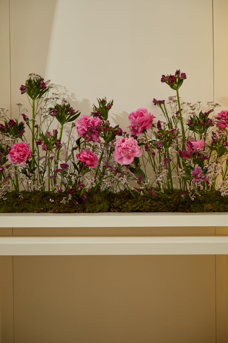 Milcha / Engagement stands